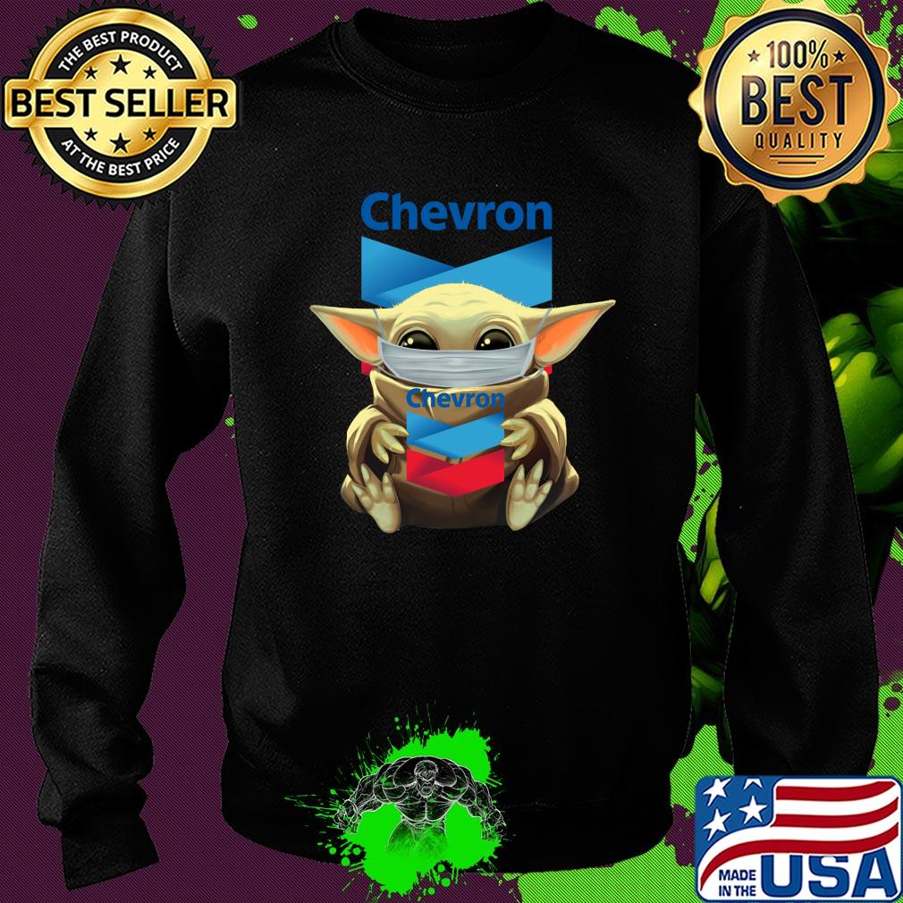 Baby Yoda hug Chevron mask s Sweater Baby Yoda hug Chevron mask s Sweater