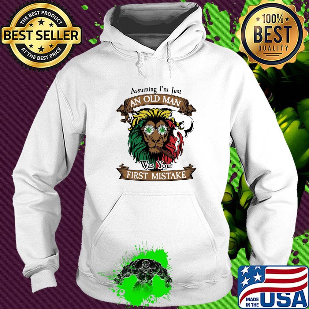 Lion smoking assuming I'm just an old lady was your first mistake vintage s Hoodie Lion smoking assuming I'm just an old lady was your first mistake vintage s Hoodie