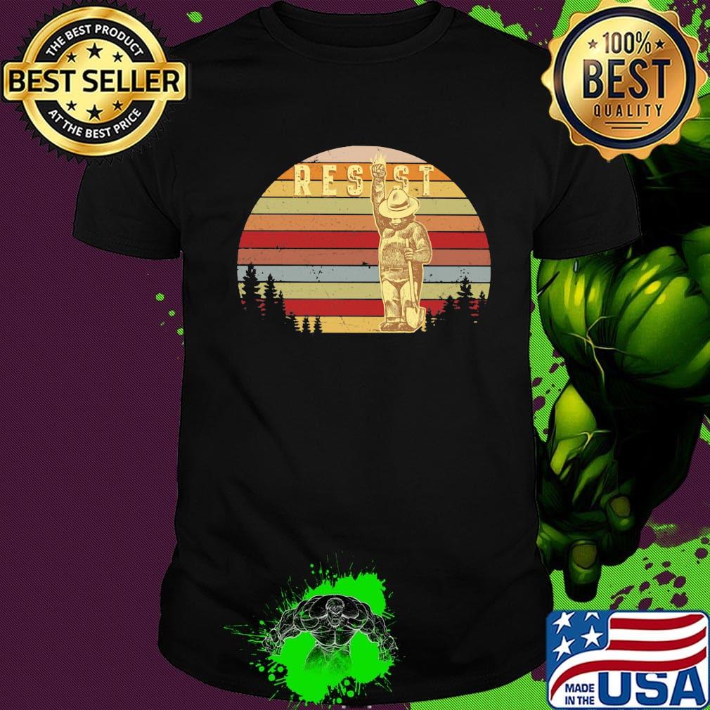 Bigfoot farmer resist vintage retro shirt