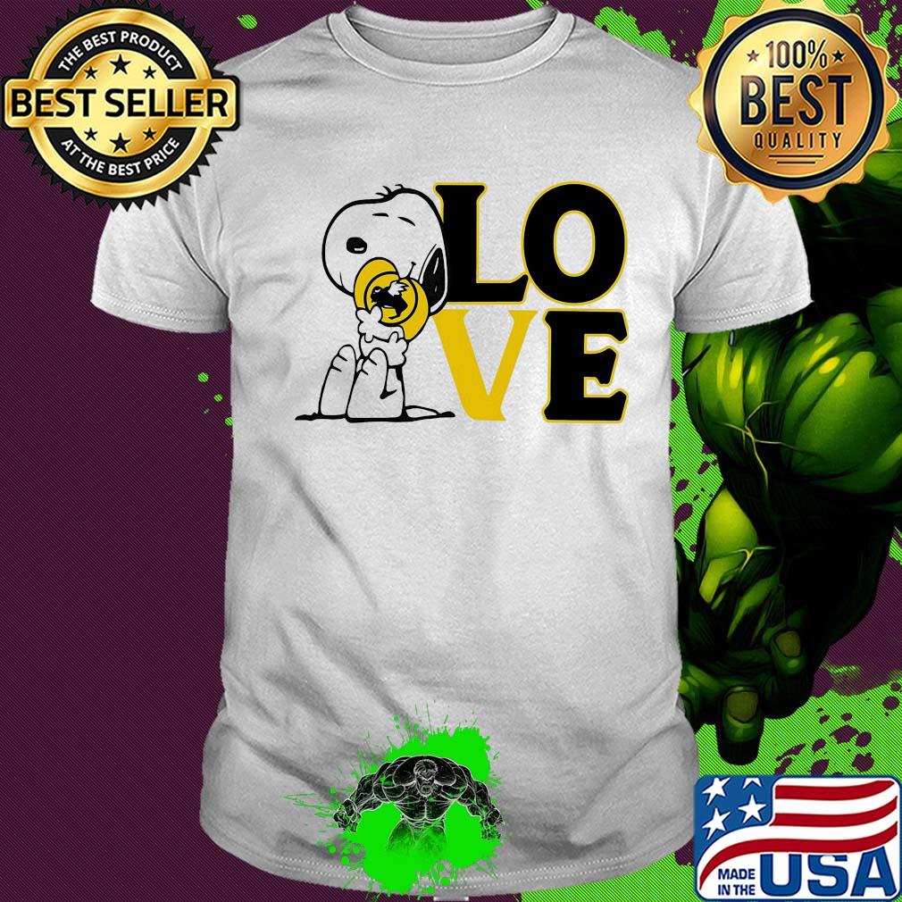 Snoopy hug heart love buffalo wild wings shirt
