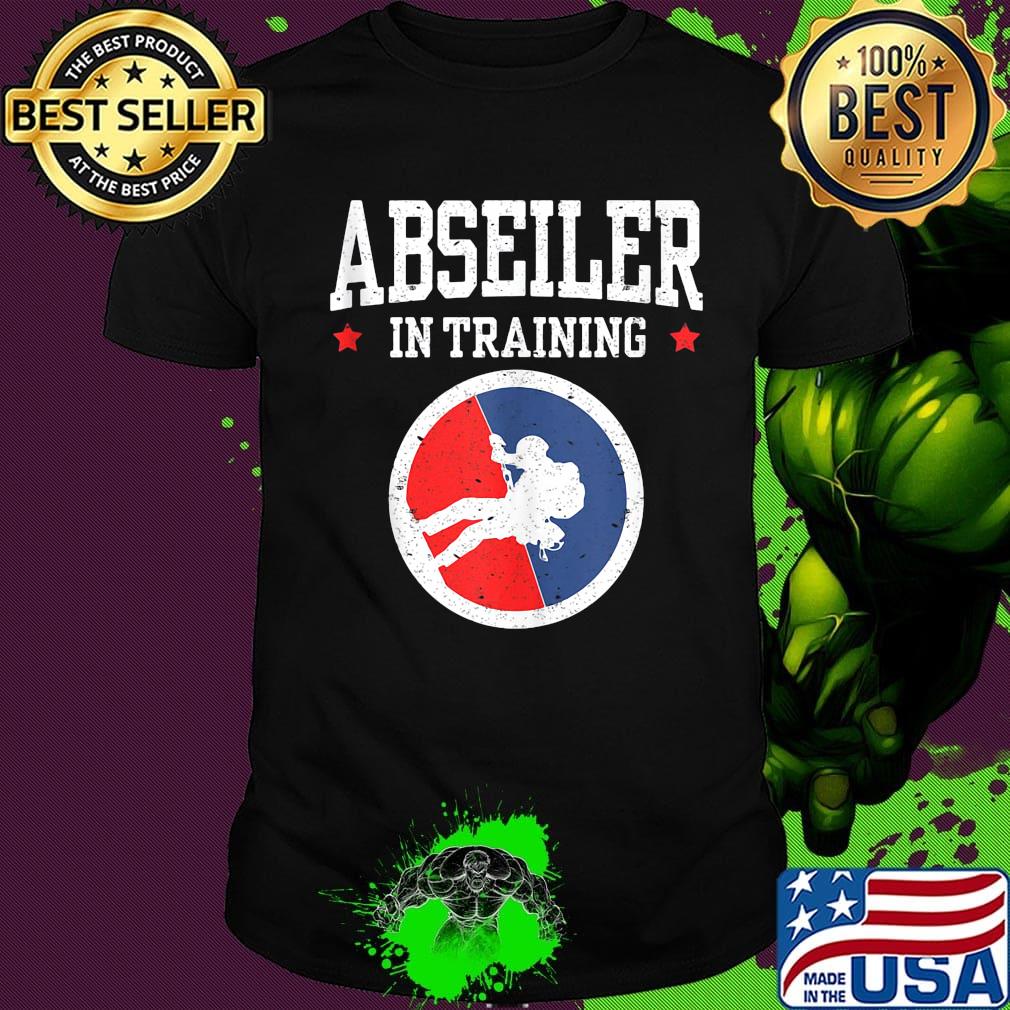 Abseiler in training stars shirt