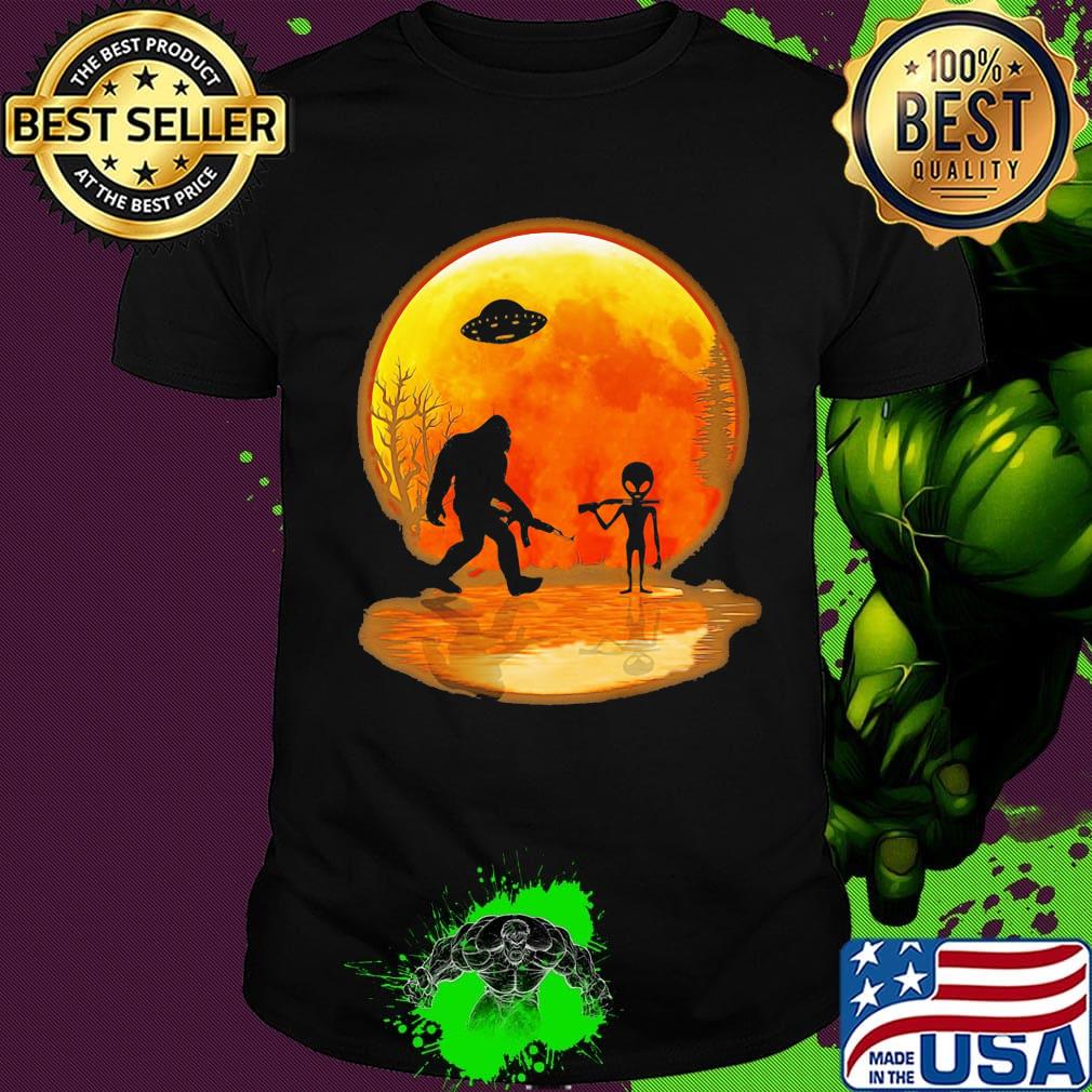 Bigfoot UFO hunter alien moon blood shirt
