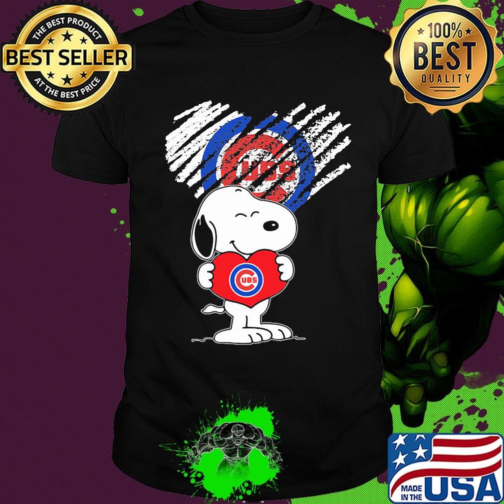 Snoopy hug heart chicago cubs baseball logo shirt