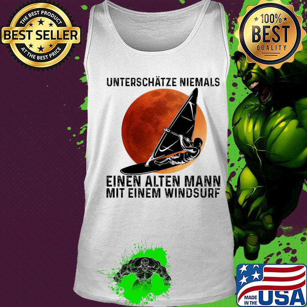 Unterschatze niemals einen alten mann mit einem windsurf sunset s Tank top Unterschatze niemals einen alten mann mit einem windsurf sunset s Tank top