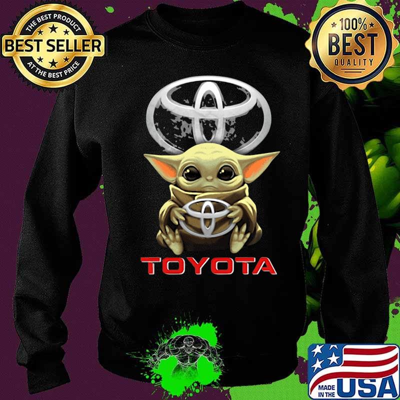 Baby yoda hug toyota s Sweater Baby yoda hug toyota s Sweater