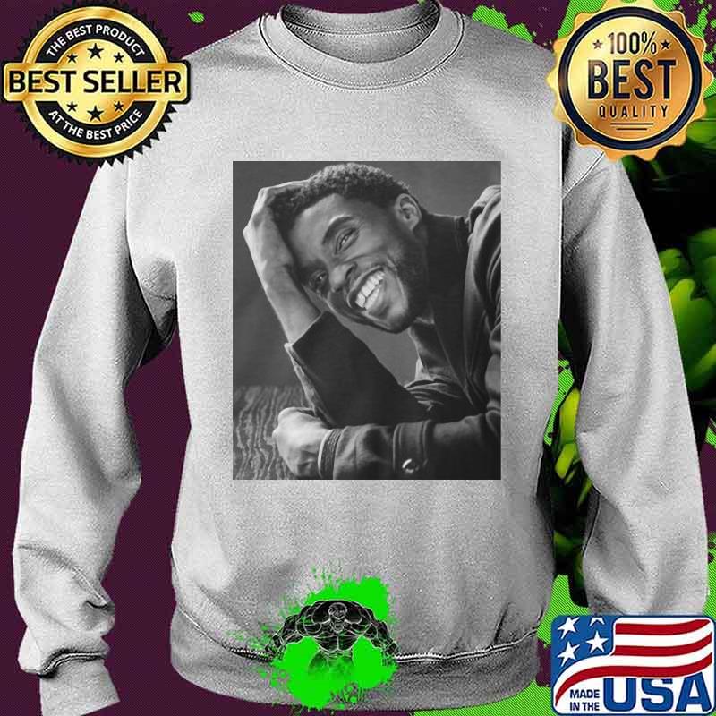Chadwick rip black panther actor smiling picture s Sweater Chadwick rip black panther actor smiling picture s Sweater