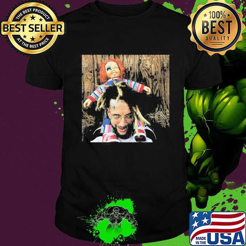 Halloween scrim with chucky shirt