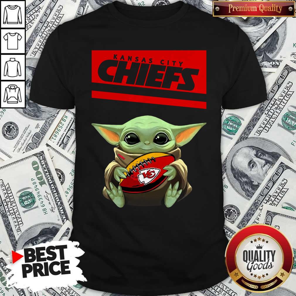 Official Pretty Baby Yoda Hug Kansas City Chiefs Football Logo Shirt