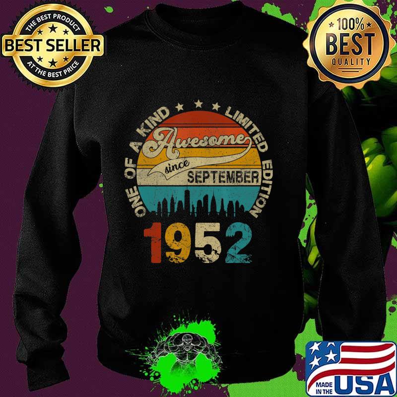 68 Years Old Vintage September 1952 68th Birthday Gift T-Shirt Sweater 68 Years Old Vintage September 1952 68th Birthday Gift T-Shirt Sweater