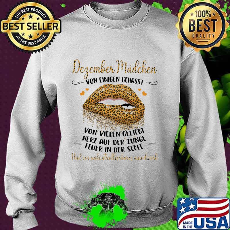 Defember madchen von einigen gehasst von vielen geliebt herz auf der zunge feluer in der seele s Sweater Defember madchen von einigen gehasst von vielen geliebt herz auf der zunge feluer in der seele s Sweater