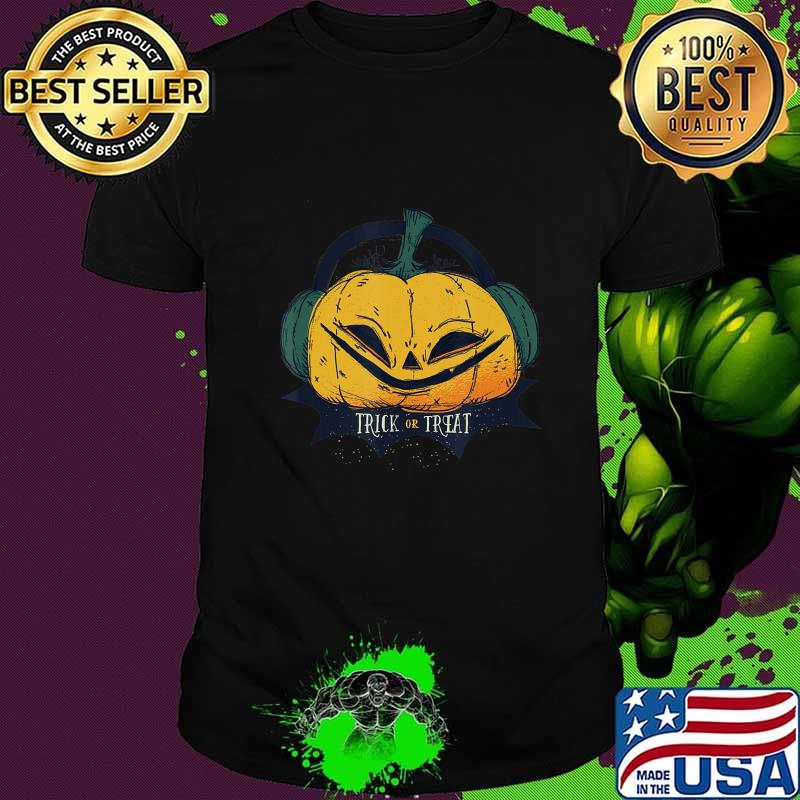 Great Black Scary Horror Cute Funny Vintage Spooky Halloween T-Shirt