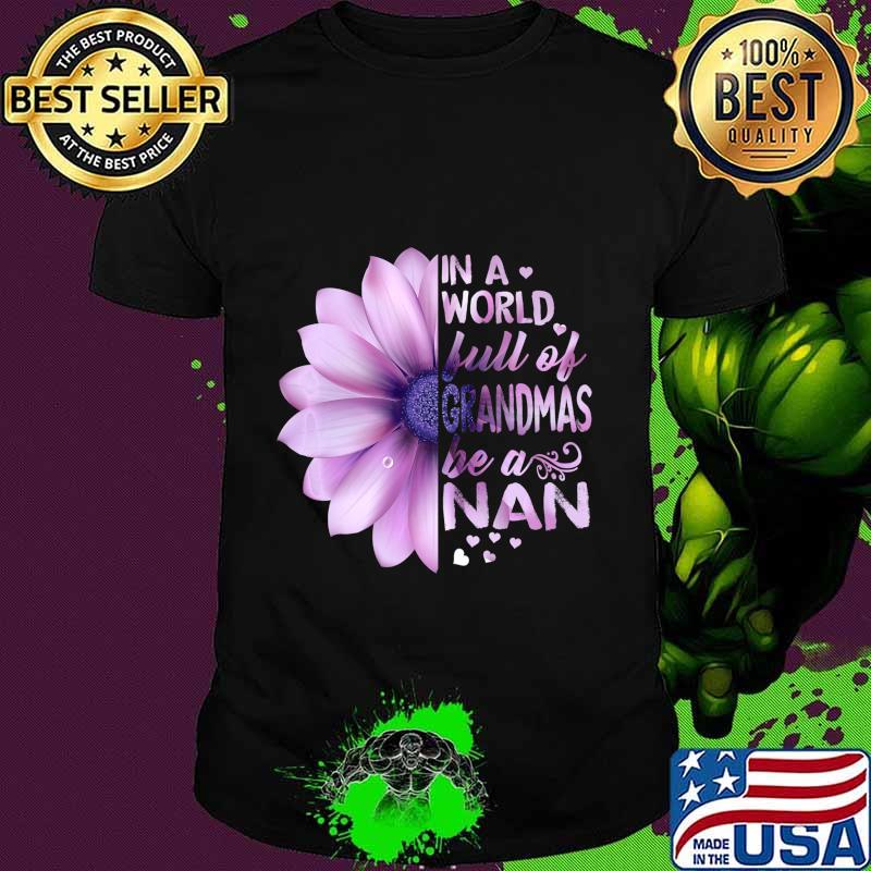 In the world full of Grandmas, Be a T-Shirt Lilac Premium T-Shirt