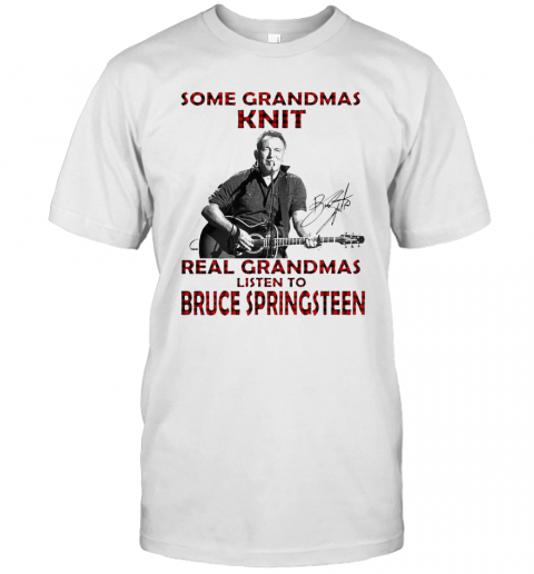 Some-Grandmas-Knit-Real-Grandmas-T-Shirt-Classic-Mens-T-shirt.png