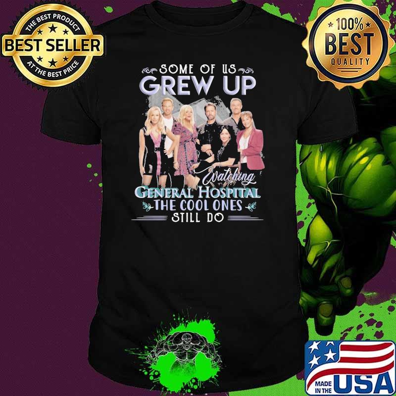 Nver Underestimate A Woman Who Understands hockey And Loves Capitals Signature Shirt
