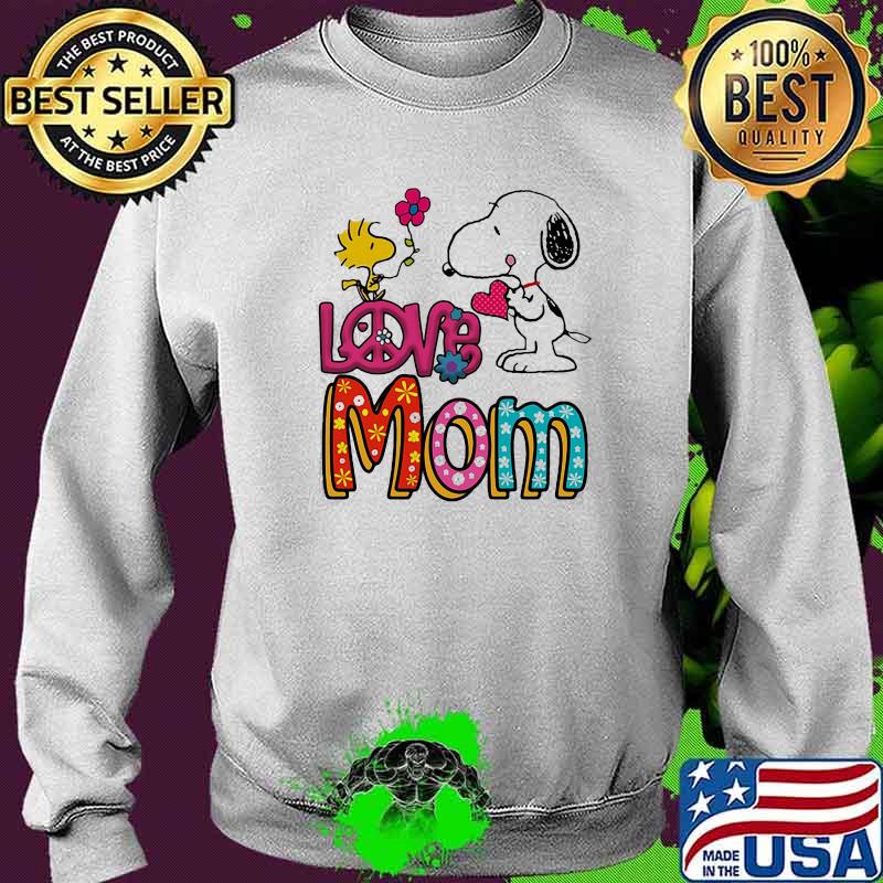 Love mom peanuts mothers day Sweater Love mom peanuts mothers day Sweater