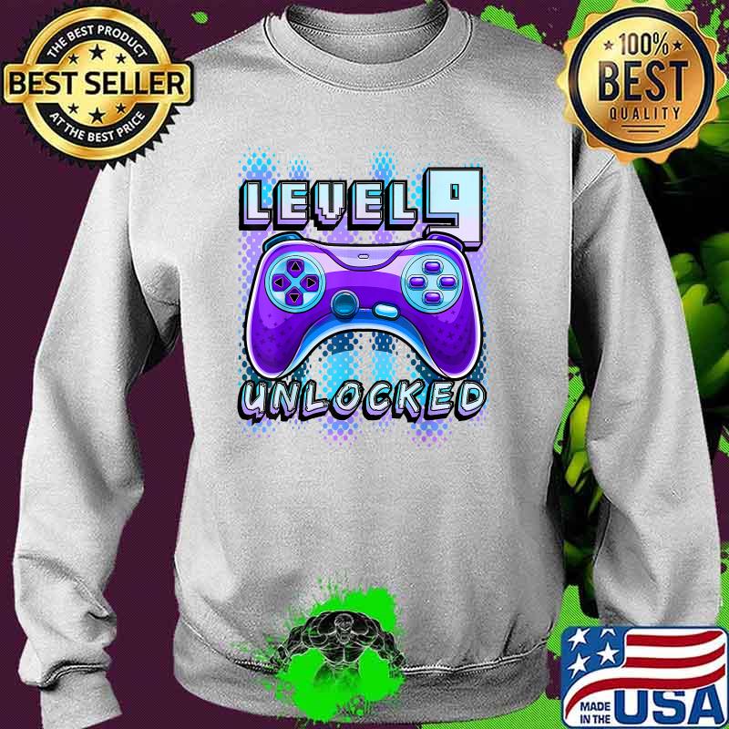 Level 9 Unlocked Video Game 9th Birthday Gamer T-Shirt Sweater Level 9 Unlocked Video Game 9th Birthday Gamer T-Shirt Sweater