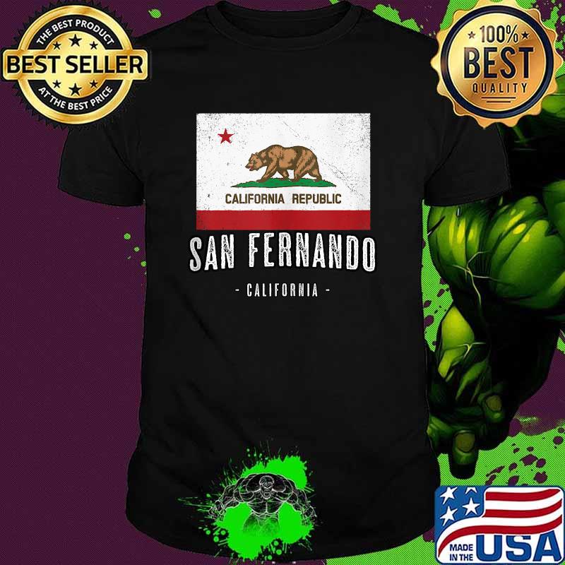 San Fernando California Cali City Souvenir - CA Flag Bear T-Shirt