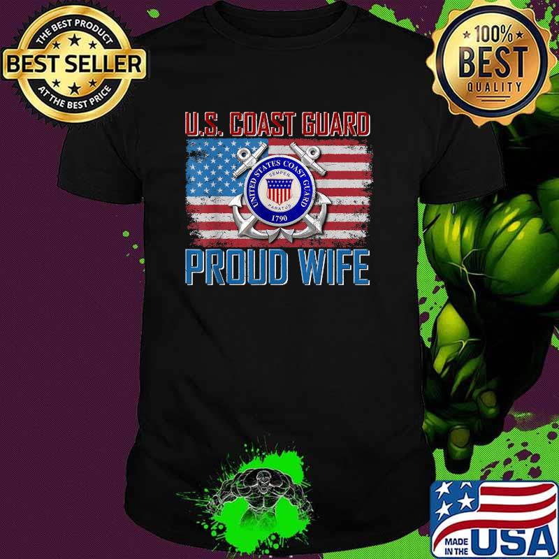 U.S Coast Guard Proud Wife With American Flag Veteran T-Shirt