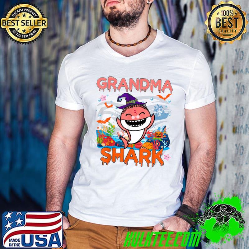 Grandma Of The Baby Shark Matching Family Halloween Birthday T-Shirt Guys V Neck Grandma Of The Baby Shark Matching Family Halloween Birthday T-Shirt Guys V Neck