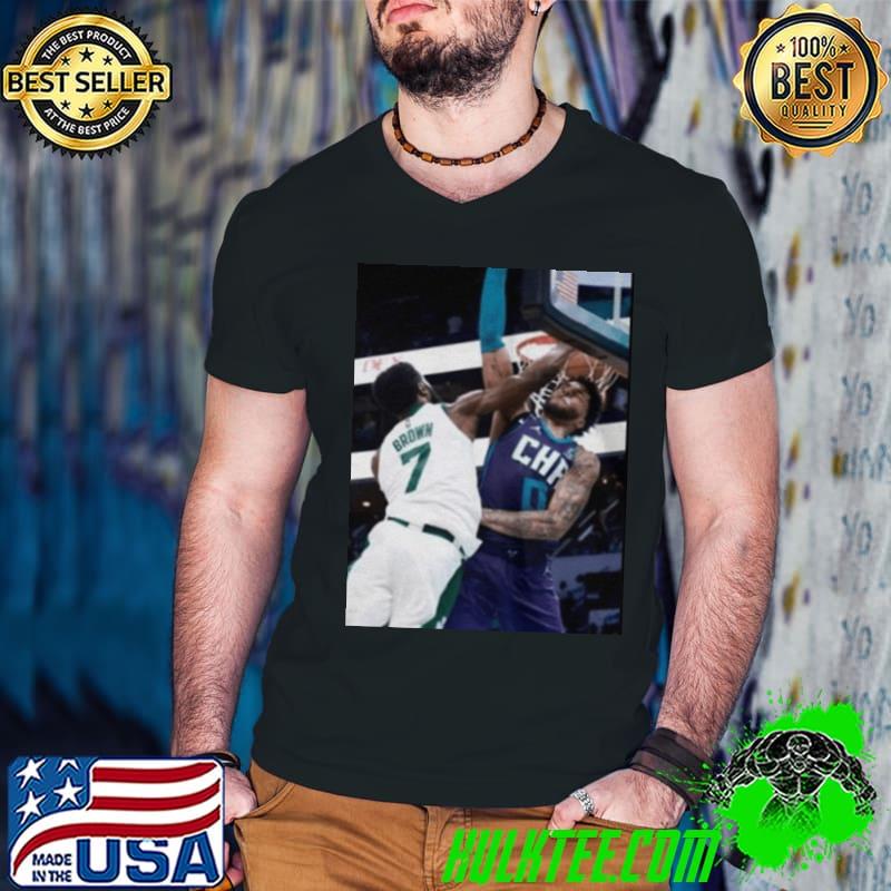 JAYLEN BROWN THROWS IT DOWN SHIRT Guys V Neck JAYLEN BROWN THROWS IT DOWN SHIRT Guys V Neck
