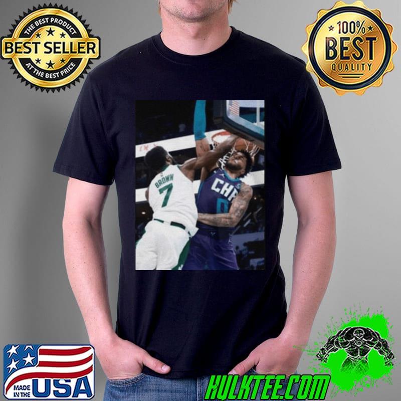 JAYLEN BROWN THROWS IT DOWN SHIRT Unisex JAYLEN BROWN THROWS IT DOWN SHIRT Unisex