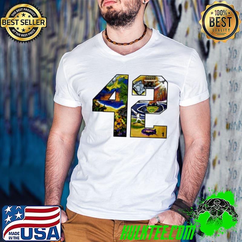 Mariano Rivera 42 Premium SS s Guys V Neck Mariano Rivera 42 Premium SS s Guys V Neck