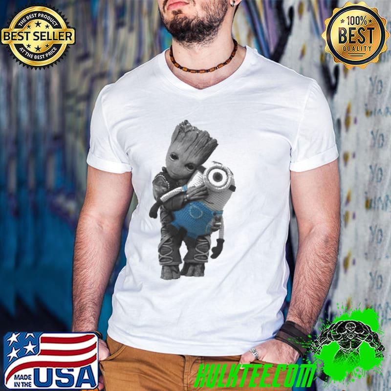 Best baby Groot Hugging Minion Doll Despicable Me Shirt