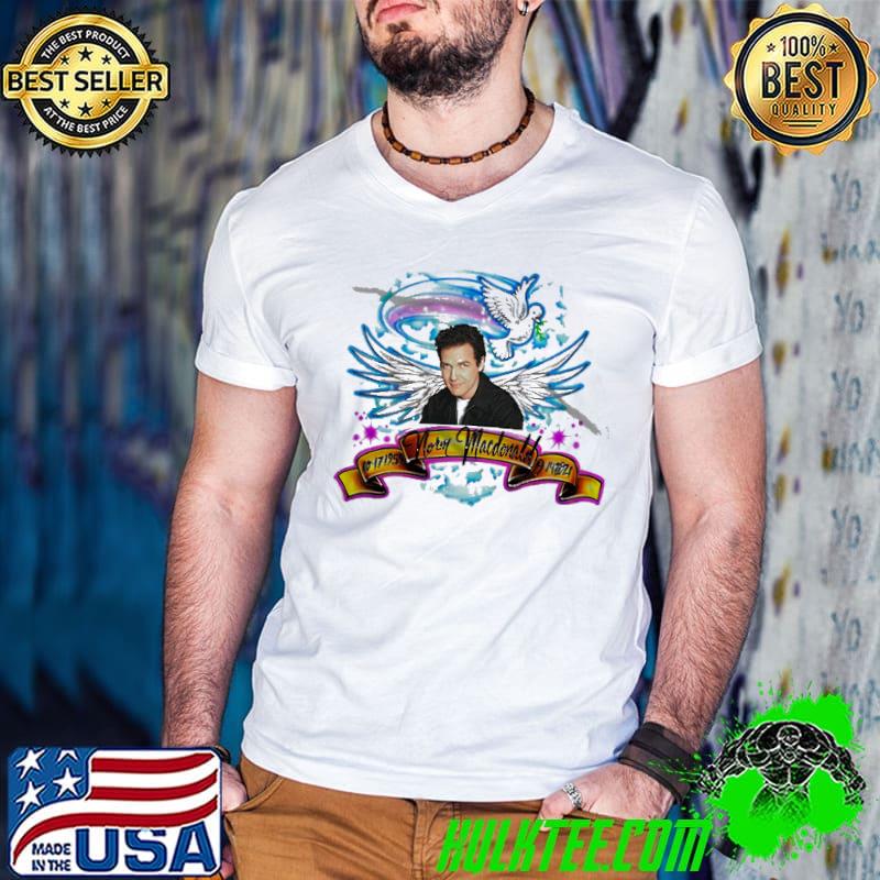 Best Pete Davidson’s Tribute To Norm Macdonald Shirt