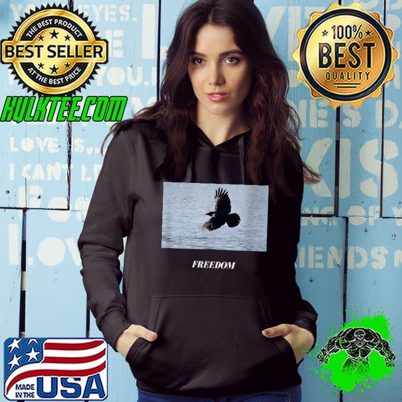 Bird Flying with complete freedom over water Love Birds T-Shirt