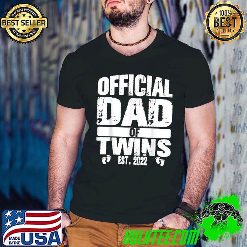 Funny official Dad Of Twins Est 2022 T-Shirt