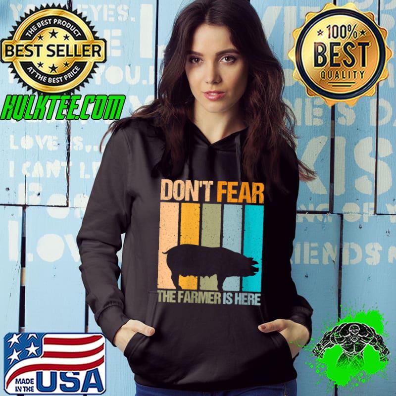 Retro Don`t fear the farmer is here design pig lover and pig T-Shirt