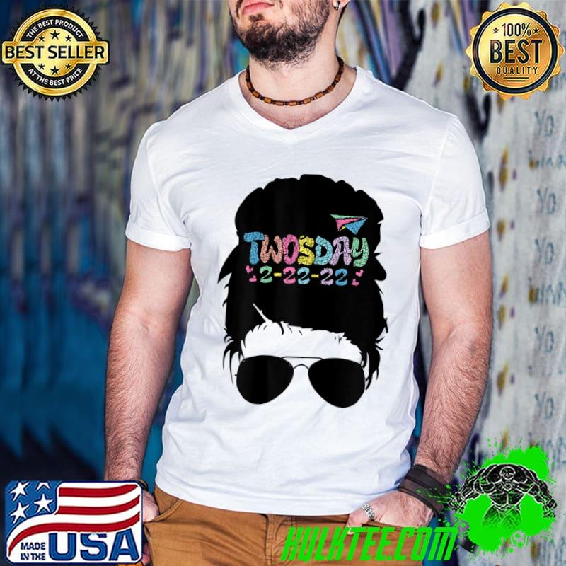 Twosday 2022 Happy Twosday Students Teachers Kids T-Shirt