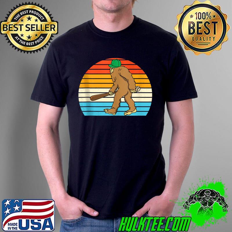 Original Vintage Retro Bigfoot Playing Baseball Sports Player Fan T-shirt