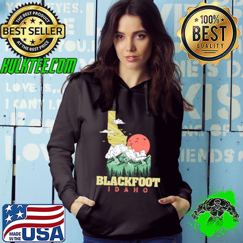 Blackfoot Idaho Outdoors, Nature & Mountains Vintage State T- Hoodie Blackfoot Idaho Outdoors, Nature & Mountains Vintage State T- Hoodie