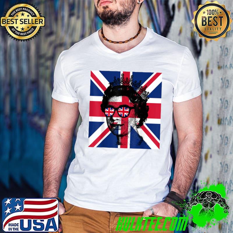 Queen Elizabeth's II British Crown Majesty Queen Elizabeth's Sunglass Uk Flag T-Shirt Queen Elizabeth's II British Crown Majesty Queen Elizabeth's Sunglass Uk Flag T-Shirt