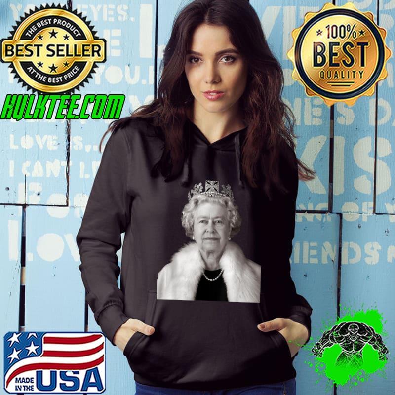 Queen Elizabeth's II British Crown Majesty Queen Elizabeth's T-Shirt Hoodie Queen Elizabeth's II British Crown Majesty Queen Elizabeth's T-Shirt Hoodie