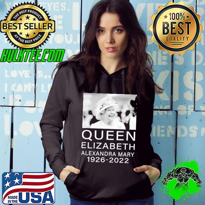 The queen with her smile rip elizabeth alexandra mary 19262022 classic s Hoodie The queen with her smile rip elizabeth alexandra mary 19262022 classic s Hoodie
