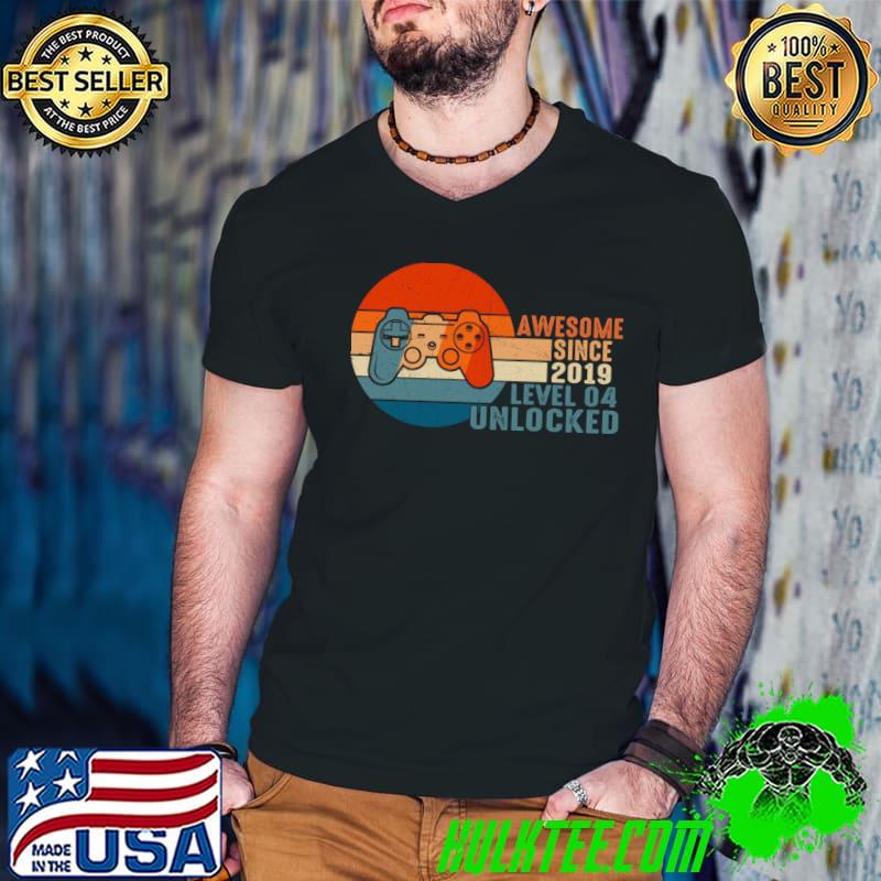 Level 4 Unlocked Awesome Since 2019 4th Birthday Gaming Vintage Sunset T-Shirt