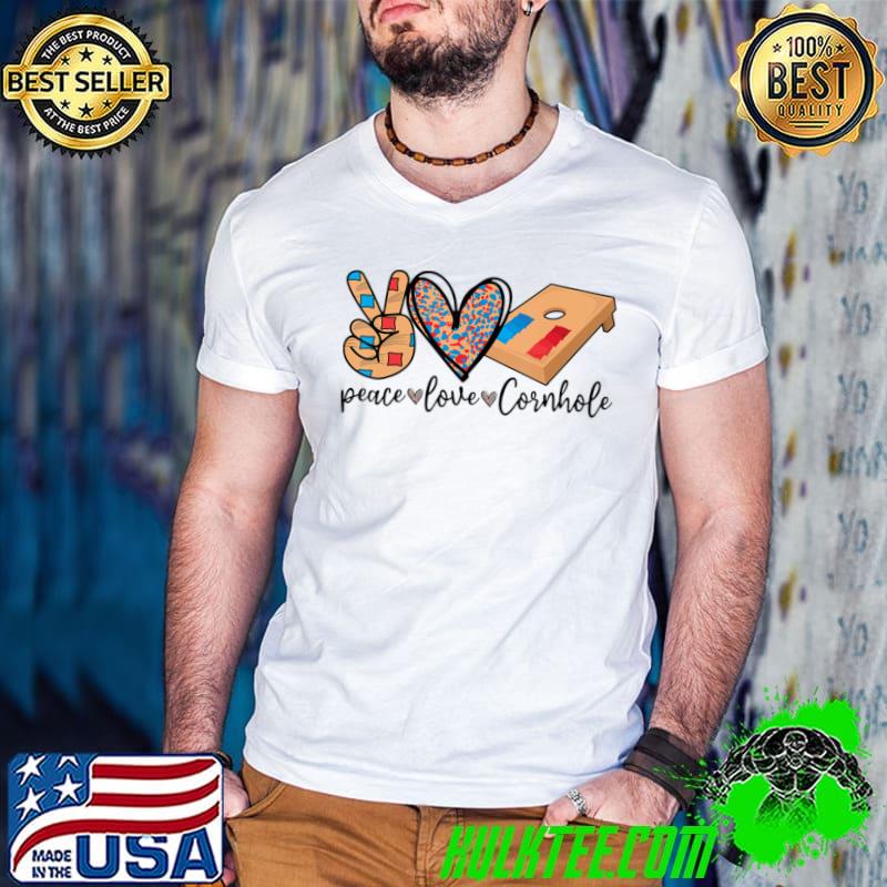 2Pnj Peace Love Cornhole Board Bag Toss Game Cornhole Lover T-Shirt