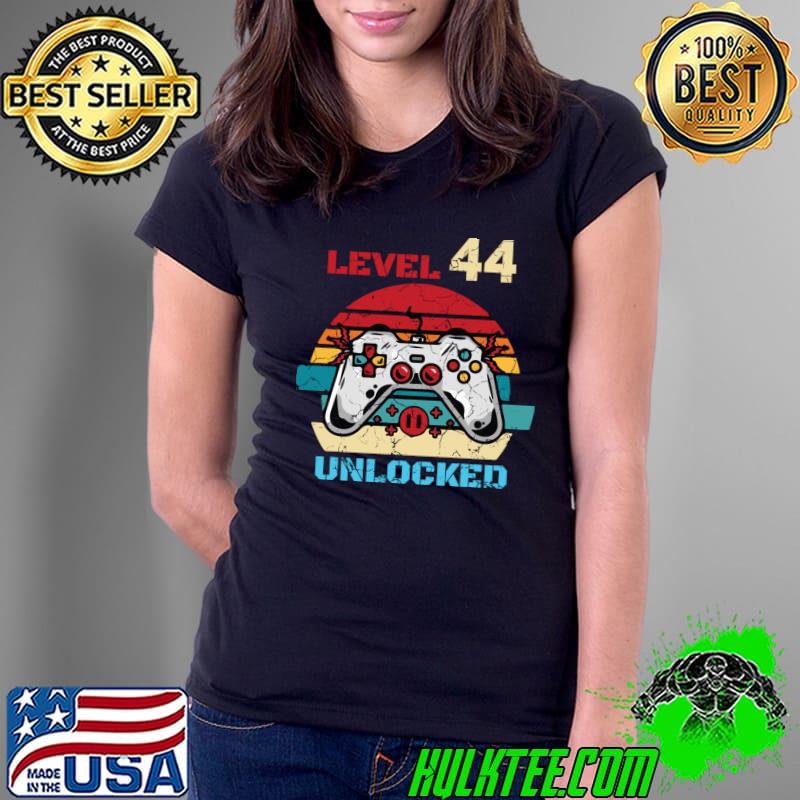 Level 44 Unlocked Retro Video Game 44th Birthday T-Shirt