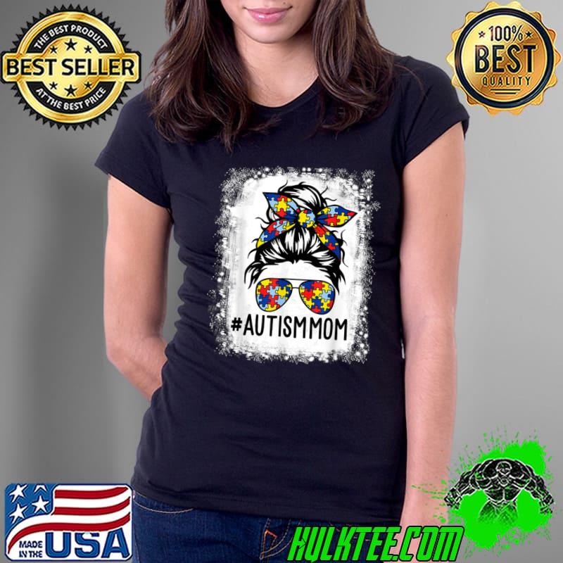 Be Kind Messy Bun Woman Autism Awareness Month Puzzle Piece T-Shirt