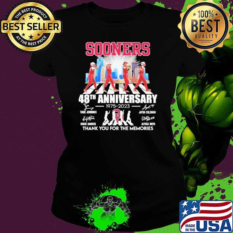 Oklahoma Sooners Abbey Road Sooners 48th Anniversary 1975 – 2023 Thank You For The Memories Signatures s Ladies tee Oklahoma Sooners Abbey Road Sooners 48th Anniversary 1975 – 2023 Thank You For The Memories Signatures s Ladies tee