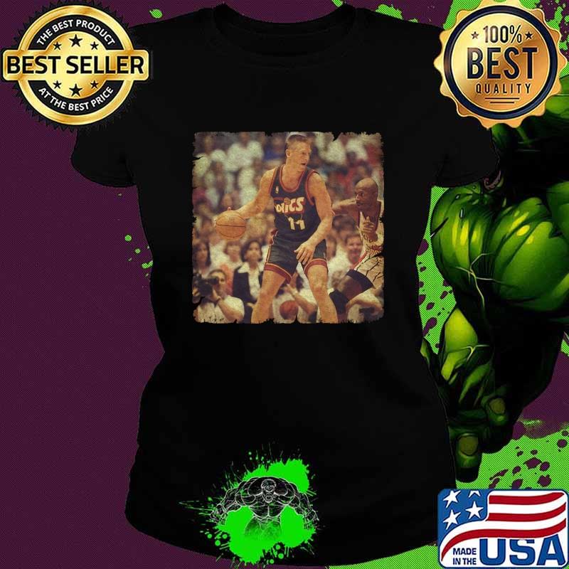 Detlef Schrempf Player Basketball For The Dallas Mavericks Sonics 11 T-Shirt