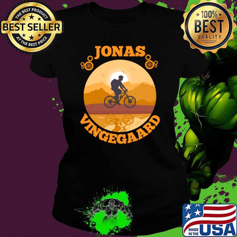 Jonas Vingegaard Champion Tour de France Vintage Sunset T-Shirt