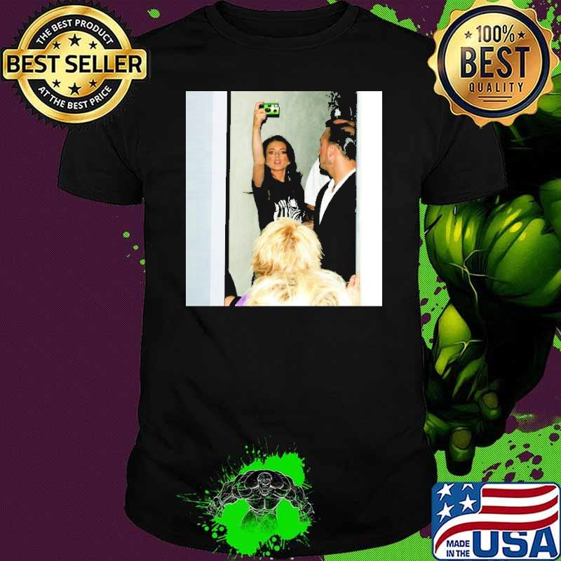 Notgwendalupe Lindsay Lohan Taking Pictures Of Paparazzis With A Disposable Camera 2004 Shirt