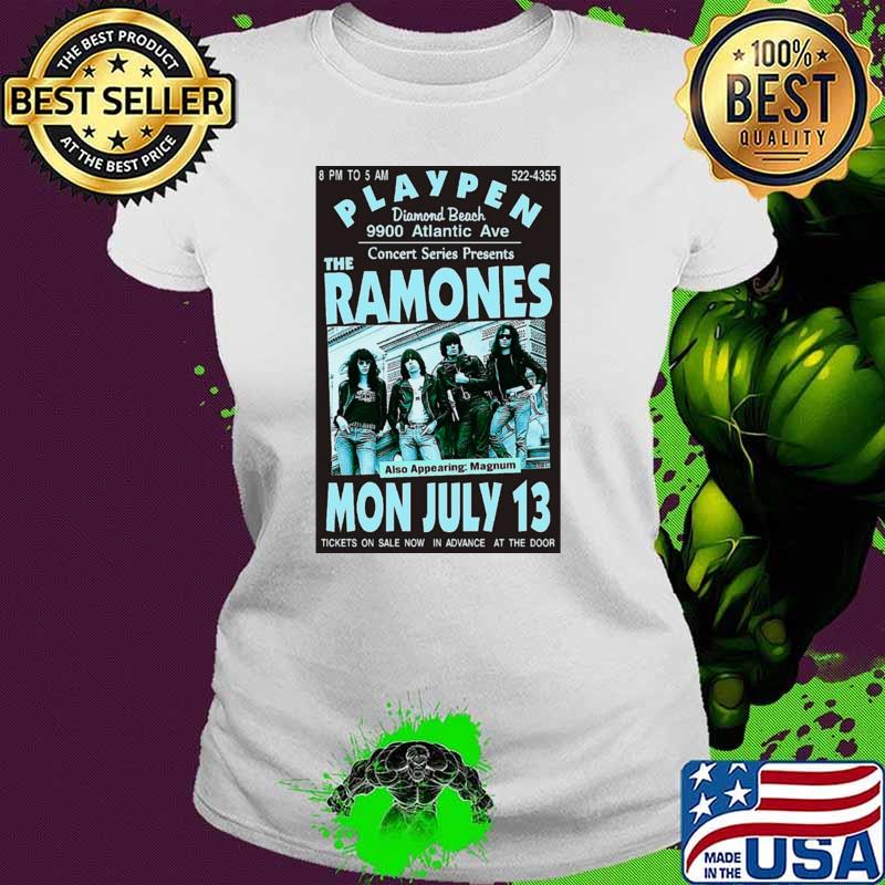 Playpen Diamond Beach 1981 The Ramones concert flyer T-Shirt
