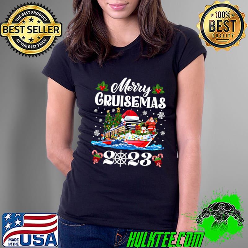 Merry Cruisemas 2023 Christmas Cruise Ship Lights And Santa Hat T-Shirt
