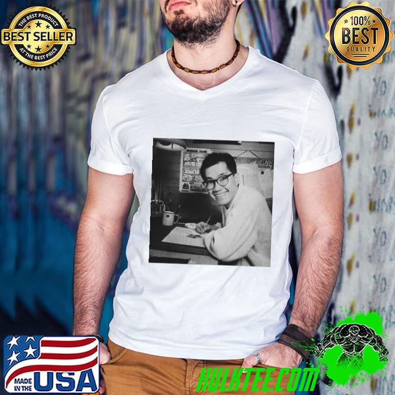 Akira Toriyama Japanese manga artist and character designer T-Shirt Guys V Neck Akira Toriyama Japanese manga artist and character designer T-Shirt Guys V Neck