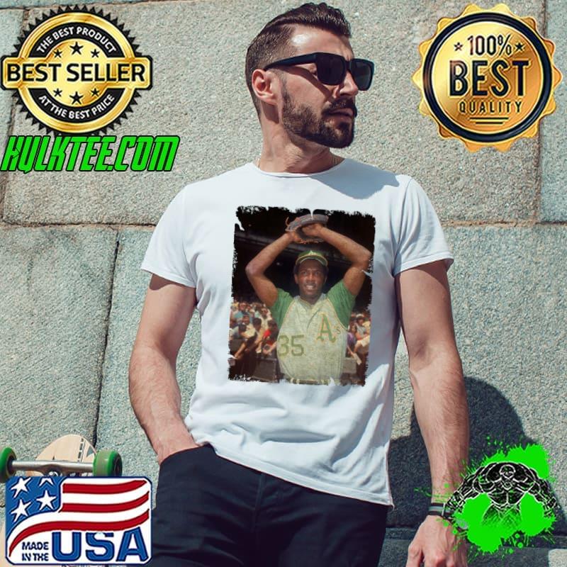Vida Blue in Oakland Athletics American professional baseball player T-Shirt