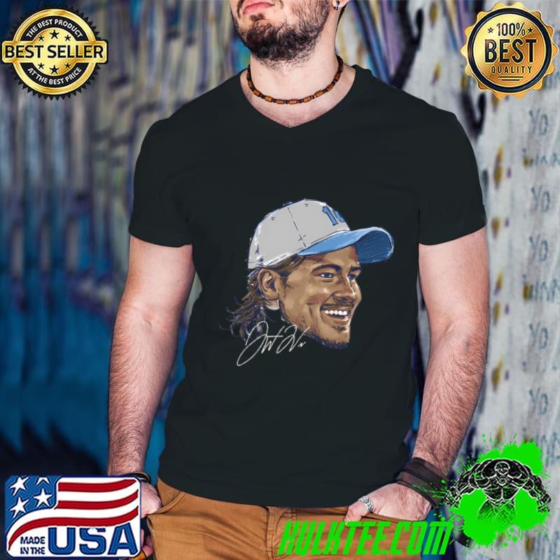 Justin Herbert American football quarterback signature Los Angenel C Portrait T-Shirt Guys V Neck Justin Herbert American football quarterback signature Los Angenel C Portrait T-Shirt Guys V Neck